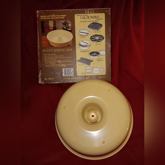 Vintage Regal Imperial Microwave Cookware Bundt Shaped 10-cup Baking Pan - Picture 6 of 9